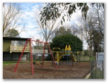 Breakaway Twin Rivers Caravan Park - Alexandra: Playground for children