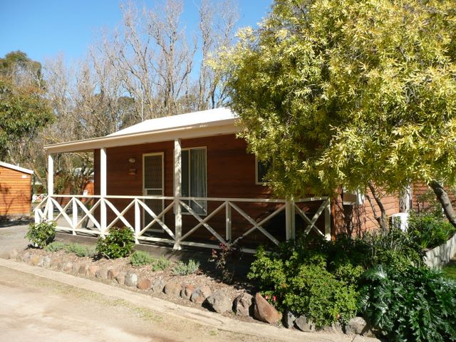BIG4 Windmill Holiday Park - Ballarat: Cottage accommodation, ideal for families, couples and singles