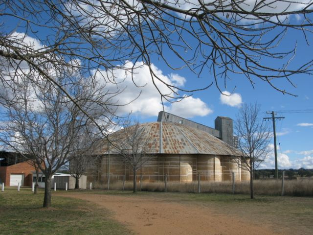 Binnaway NSW - Binnaway: Binnaway NSW: Large grain silo at the back of the ground.