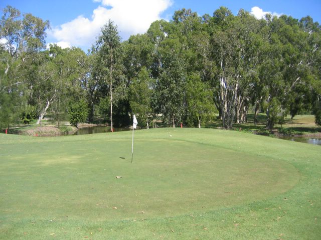 Black Springs Golf Course - Bakers Creek Mackay: Green on Hole 1