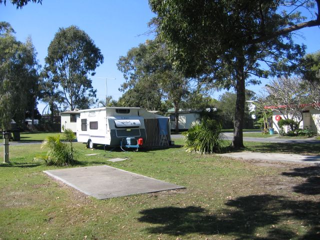 Historical Photos of Stopover Tourist Park 2006 - Broadwater: Powered sites for caravans