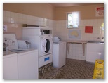 Broken Hill City Caravan Park - Broken Hill: Interior of laundry