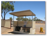 Broken Hill City Caravan Park - Broken Hill: BBQ