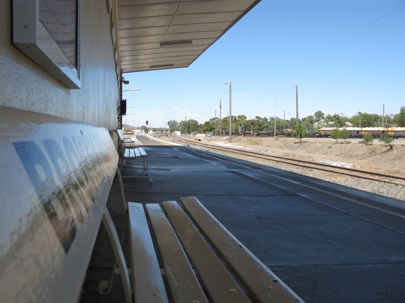 Broken Hill - Broken Hill: Platform on Broken Hill Railway Station