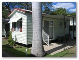 Riverdale Caravan Park - Bundaberg: Cottage accommodation ideal for families, couples and singles