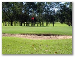 Cairns Golf Course - Cairns: Green on Hole 3
