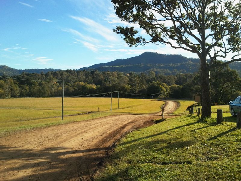 Canungra Area Golf Club - Canungra: Road leading to the Course