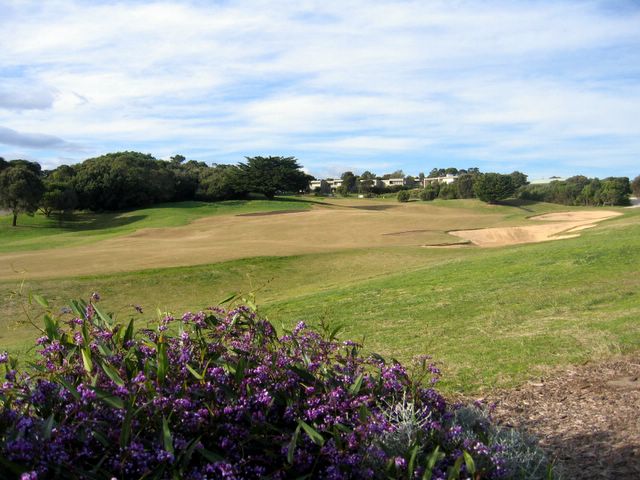 Cape Schanck Golf Course - Cape Schanck: Hole 11 fairway - the green is around the corner to the left