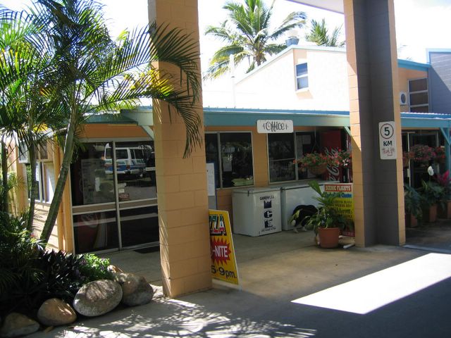 Cardwell Beachcomber - Cardwell: Office and shop