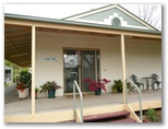 Lake Anderson Caravan Park - Chiltern: Reception and office