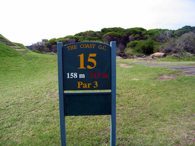 Coast Golf Course - Little Bay: Hole 15 - Par 3, 158 meters