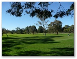 Drouin Golf & Country Club - Drouin: Green on Hole 16.