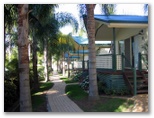 Boathaven Holiday Park - Ebden: Cottage accommodation ideal for families, couples and singles