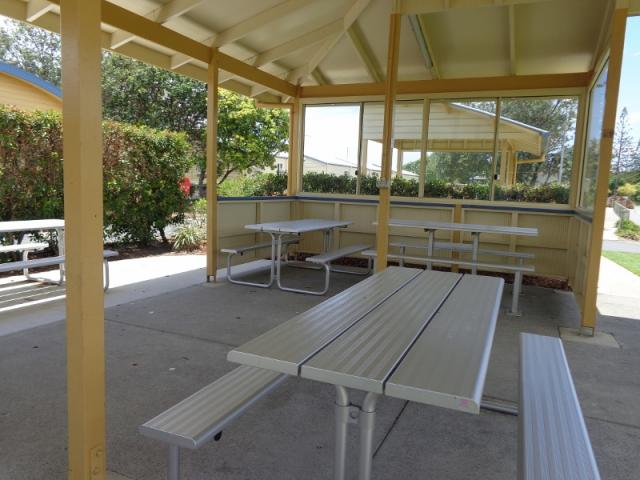 Fingal Holiday Park - Fingal Head: Under cover picnic tables