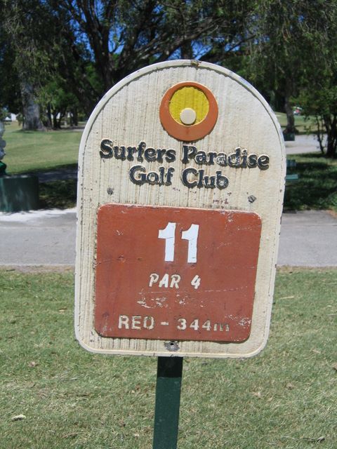 Surfer's Paradise Golf Club - Gold Coast: Surfer's Paradise Golf Course: Hole 11, Par 4 - 344 meters off red market
