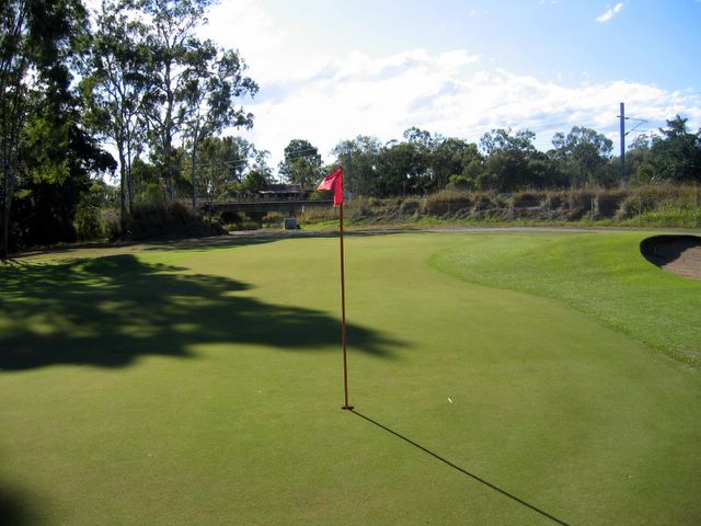 Gladstone Golf Course - Gladstone: Green on Hole 14