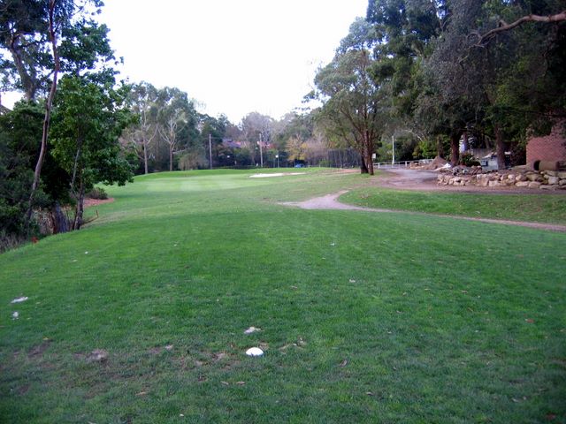 Gordon Golf Course - Gordon Sydney: Fairway view Hole 8