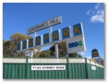 Governors Hill Carapark - Goulburn: Governors Hill Carapark welcome sign