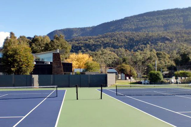 ParkGate Resort BIG4 - Halls Gap: Magnificent tennis courts in a perfect setting