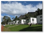 Halls Gap Caravan Park - Halls Gap: Cottage accommodation, ideal for families, couples and singles