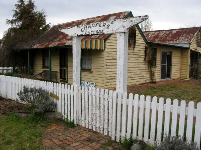Historic Hillgrove NSW - Hillgrove: Historic Hillgrove NSW: Chalkers Cottage