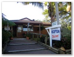 Anchorage Holiday Park 2005 - Iluka: Check in and reception and mini-store.