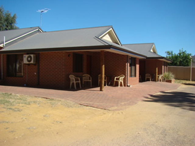 Kalbarri Tudor Holiday Park - Kalbarri: Brick units available in one and two bedroom configurations.