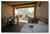 Pilbara Holiday Park - Karratha: Laundry