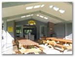 Easts Beach Holiday Park (BIG4) - Kiama: Camp kitchen and BBQ area