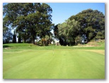 Kogarah Golf Course - Kogarah: Green on Hole 2