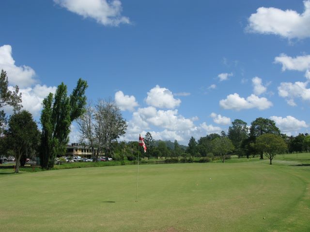 Kyogle Golf Course - Kyogle: Green on Hole 2