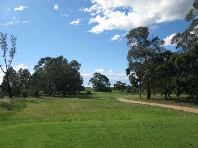 Maffra Golf Course Hole By Hole - Maffra: Fairway view on Hole 2.