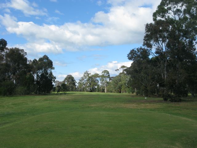 Maffra Golf Course Hole By Hole - Maffra: Fairway view on Hole 3.