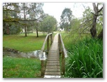 High Country Holiday Park - Mansfield: This bridge joins the two parts of the park