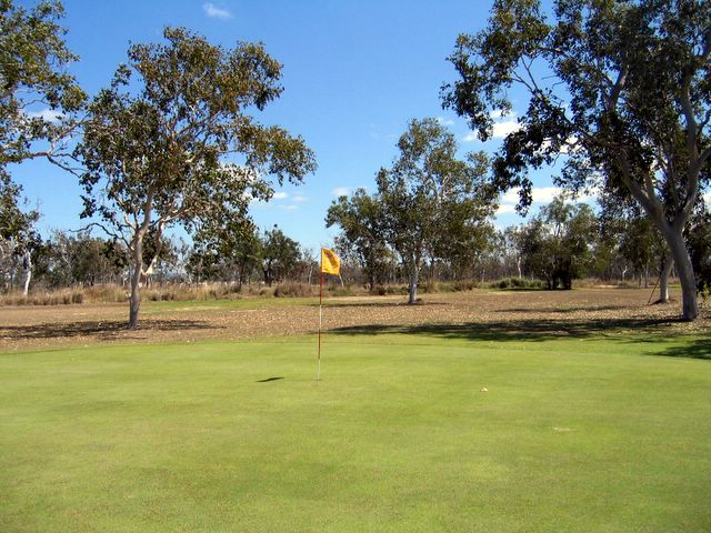 Mareeba Golf Course - Mareeba: Green on Hole 4