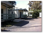 Golden Country Motel and Caravan Park - Maryborough: Cottage accommodation, ideal for families, couples and singles