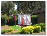 South East Holiday Village - Chelsea Heights: Clothesline.