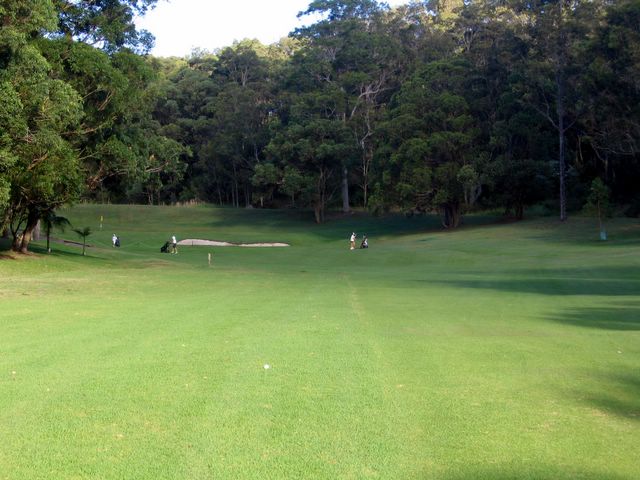 Merewether Golf Course - Adamstown: Approach to the Green on Hole 15
