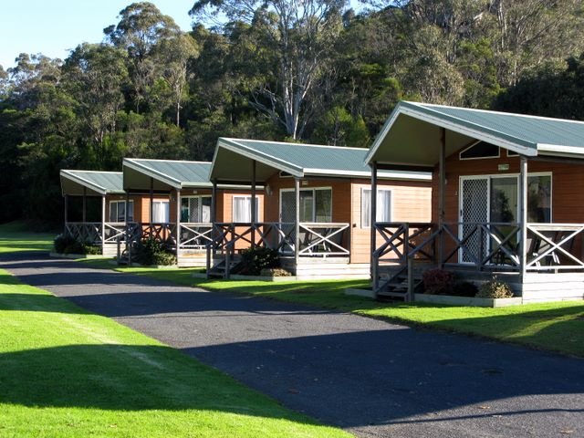 Sapphire Valley Caravan Park - Merimbula NSW: Cottage accommodation, ideal for families, couples and singles (large)
