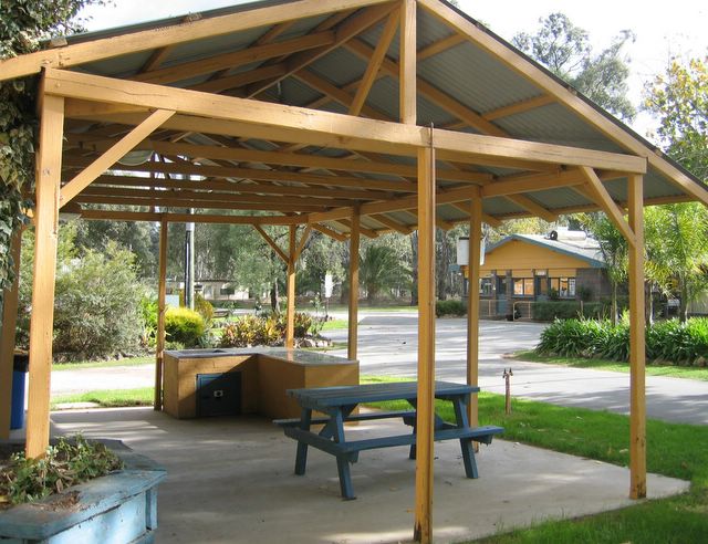Cottonwood Holiday Park - Moama: Undercover BBQ area