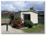 Mount Beauty Holiday Centre and Caravan Park - Mount Beauty: Cottage accommodation, ideal for families, couples and singles