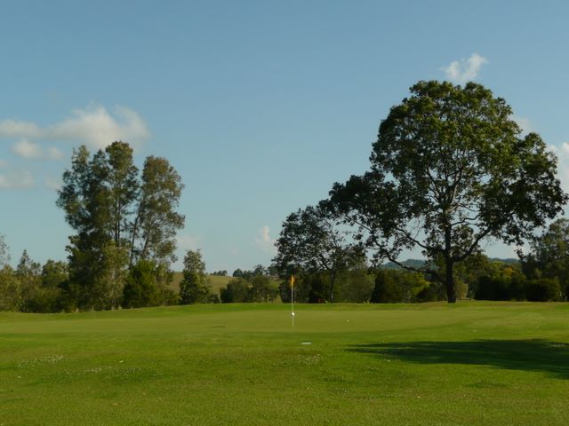 Mullumbimby Golf Course - Mullumbimby: Green on Hole 17