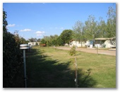 Sun Country Holiday Village - Mulwala: Powered sites for caravans