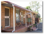 Narrandera Caravan Park - Narrandera: Reception and office