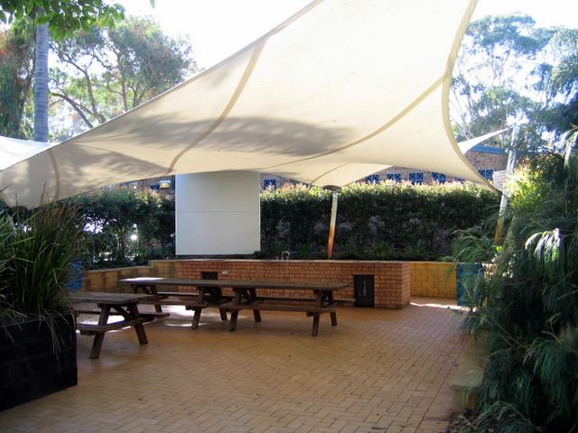 Halifax Holiday Park - Nelson Bay: Camp kitchen and BBQ area