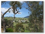 Omeo Caravan Park - Omeo: View of Omeo