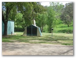 Omeo Caravan Park - Omeo: Area for tents and camping or caravans