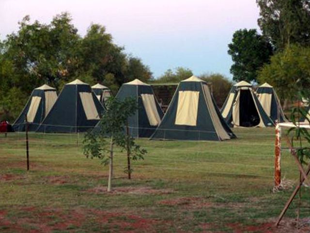Pardoo Roadhouse Caravan Park - Pardoo: Area for tents and camping