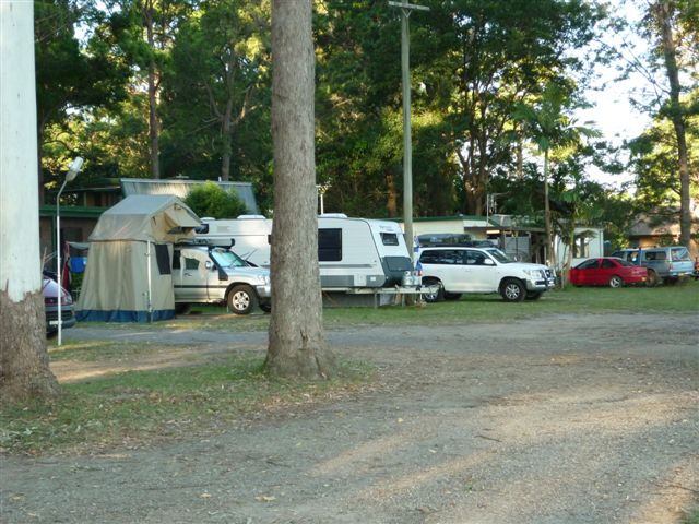 Riverlodge Tourist Village - Port Macquarie: Gravels roads within the park