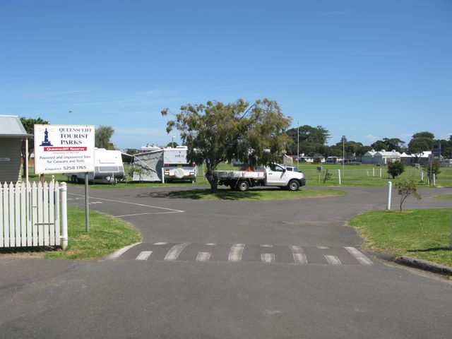 Queenscliff Tourist Parks Queenscliff Reserve - Queenscliff: View of entrance to the park from the road.